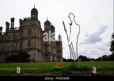 Burghley, Großbritannien. 29. August 2018. "Es aber nicht Es'art Installation zum Gedenken an den 100. Jahrestag des WW1 in Burghley House in Stamford, Lincolnshire, Großbritannien. Jonathan Clarke/Alamy leben Nachrichten Stockfoto