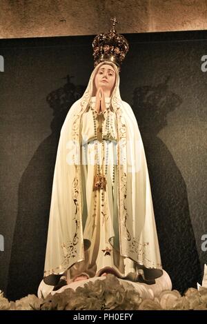 Schöne Fatima Jungfrau in Lissabon Kirche Stockfoto