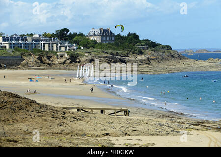 Von Dinard Strand in Saint-Malo (Ille et Vilaine, Bretagne, Frankreich). Stockfoto