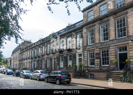 Elegante georgianische Häuser auf Dean Terrasse in Stockbridge, Edinburgh, Schottland, Großbritannien Stockfoto