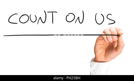 Hand eines Mannes schreiben - rechnen Sie mit uns auf eine virtuelle Schnittstelle mit einem Stift in der Nähe zu konzeptionellen Bild. Stockfoto