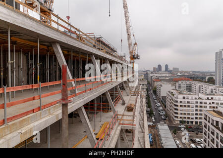 Berlin, Deutschland. 30 Aug, 2018. 30.08.2018, Berlin: Die Baustelle der neuen Axel Springer Haus, während einer Pressekonferenz fotografiert. Credit: Carsten Koall/dpa/Alamy leben Nachrichten Stockfoto