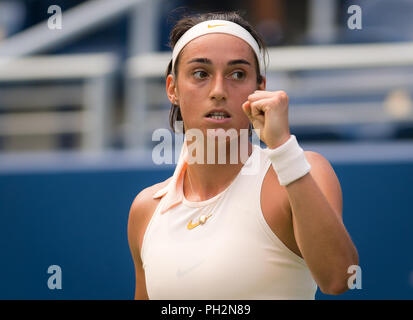 New York, USA. 30. August 2018. Caroline Garcia von Frankreich in Aktion während ihrer zweiten Runde bei den US Open 2018 Grand Slam Tennis Turnier. New York, USA. 30. August 2018. 30 Aug, 2018. Quelle: AFP 7/ZUMA Draht/Alamy leben Nachrichten Stockfoto