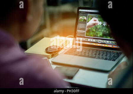 Arbeiten im Büro- und Toleranz Stockfoto