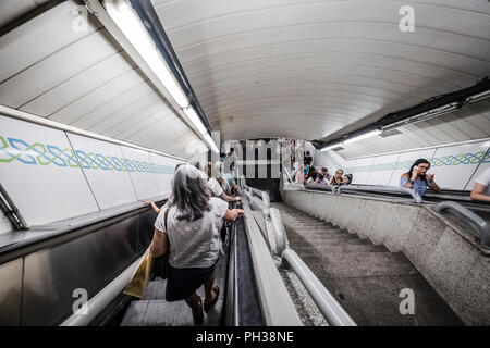 U-Bahn-Station Treppen in Madrid, Spanien. Stockfoto