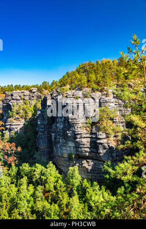 Böhmische Schweiz, auch als Böhmische Schweiz bekannt, ist eine malerische Region im Nordwesten der Tschechischen Republik. Stockfoto