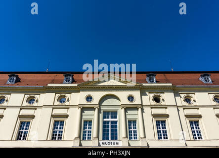 Berlin, Deutschland, 14. Mai 2018: die Fassade des Museum am Schloss Charlottenburg Stockfoto