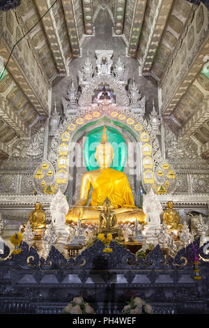 Der ubosot oder Ordination Hall des Wat Sri Suphan, Chiang Mai, Thailand Stockfoto