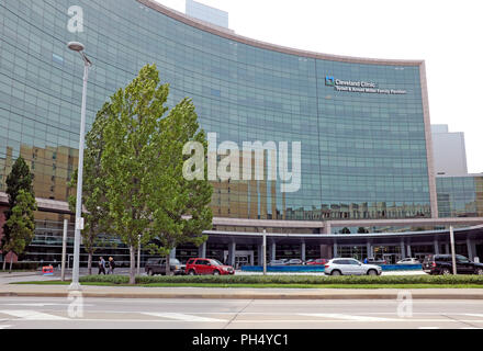 Die Cleveland Clinic Sydell und Arnold Familie Miller Pavillon ist eines der wichtigsten Gebäude dieser international anerkannten medizinischen Einrichtung in Ohio. Stockfoto