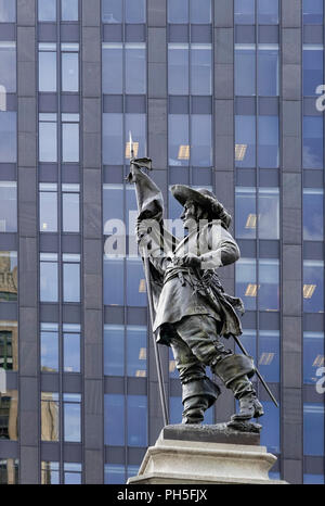 Paul Chomedey, Sieur de Maisonneuve Statue, der Gründer von Montreal, im Zentrum der Stadt, QC, Kanada Stockfoto