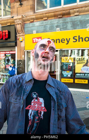 Zombies Belfast Straßen Horror Walking Dead Stockfoto