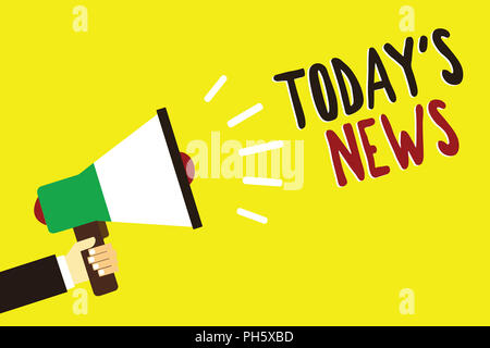 Text unterzeichnen Heute s ist Nachrichten. Konzeptionelle Foto neuesten brechenden Schlagzeilen Aktuelle Updates Trending Mann mit Megaphon Lautsprecher gelb backgr Stockfoto