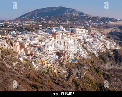 Insel Santorin, Griechenland das Dorf auf dem Felsen Oia, die Stadt Fira Stockfoto