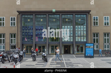 Universitaet zu Koeln, Hauptgebaeude, Albertus-Magnus-Platz, Lindenthal, Köln, Nordrhein-Westfalen, Deutschland Stockfoto