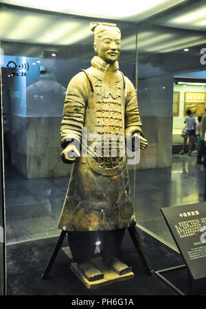 XIAN, CHINA - Oktober 29, 2017: Der Rookie der Terrakotta Armee. Terrakotta Armee Stockfoto