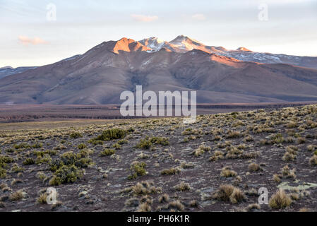 Dramatische Landschaften von den Bergen der Cordillera de Lipez, in Sur Lipez Provinz, Potosi, Bolivien Stockfoto