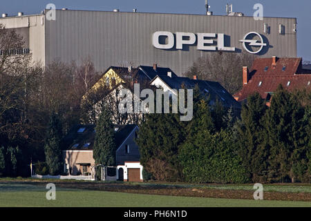 Häuser vor des Opel-Werks in Bochum, Deutschland Stockfoto