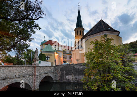 Gumpoldskirchen: Deutschordensschloss (Deutsch um Schloss), Wienerwald, Wienerwald, Niederösterreich, Lower Austria, Austria Stockfoto