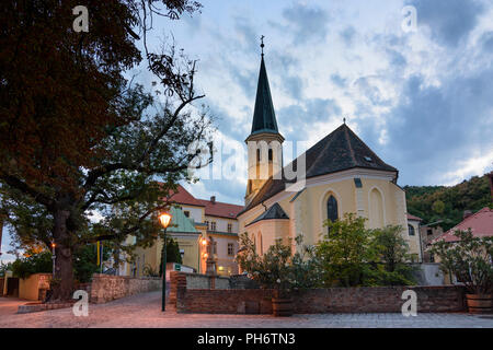 Gumpoldskirchen: Deutschordensschloss (Deutsch um Schloss), Wienerwald, Wienerwald, Niederösterreich, Lower Austria, Austria Stockfoto