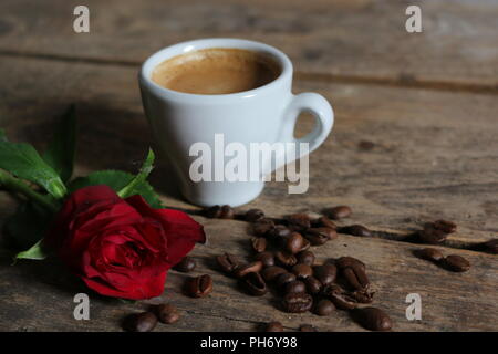 Kaffeebohne Mischungen durch Stimmung evoziert Styling erfasst Stockfoto