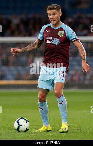 Burnley, Großbritannien. 30. August 2018. Burnley ist Jeff Hendrick in Aktion während des heutigen Match 30. August 2018, Turf Moor, Burnley, England, UEFA Europa League, Play off Bein 2 von 2, Burnley v Olympiakos Piräus FC Credit: Terry Donnelly/Alamy leben Nachrichten Stockfoto