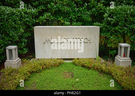 Familiengrab Millowitsch, Melaten-Friedhof, Aachener Straße, Lindenthal, Köln, Nordrhein-Westfalen, Deutschland Stockfoto