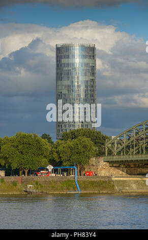Rhein, Koeln-Triangle, Deutz, Köln, 92660 Stockfoto
