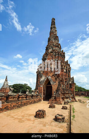 Alte Pagode in watthanaram Tempel in der Provinz Ayutthaya, Thailand. Stockfoto