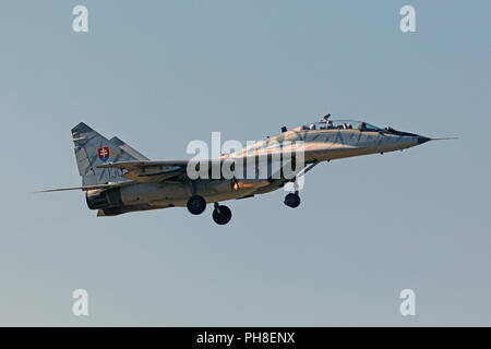 20. CIAF 2013: Mikojan-Gurewitsch MiG-29 der slowenischen Luftwaffe. Stockfoto