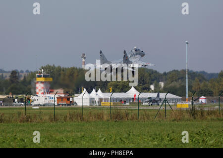 20. CIAF 2013: Mikojan-Gurewitsch MiG-29 der slowenischen Luftwaffe. Stockfoto