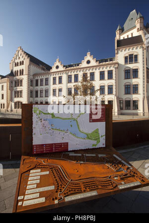 Informationen See Phoenix, Hoerde Schloss, Dortmund Stockfoto