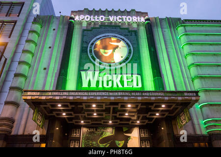Im Apollo Victoria Theatre, London, UK Wiked Stockfoto