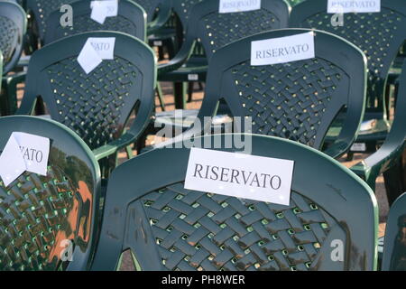 Reservierte Plätze in Italien für eine öffentliche Veranstaltung Stockfoto