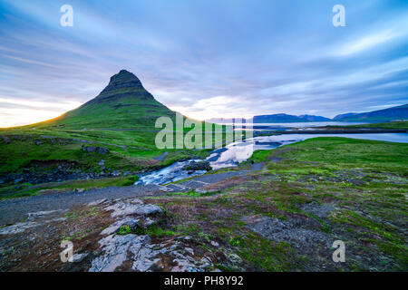 Blick auf den Mount Kirkjufell in Island Stockfoto