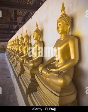 Buddha Statue im Wat Phutthaisawan in Ayutthaya Stockfoto