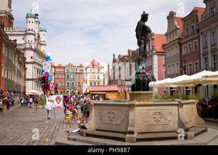 Springbrunnen von Apollo, Marktplatz, Altstadt, Poznan, Polen. Stockfoto