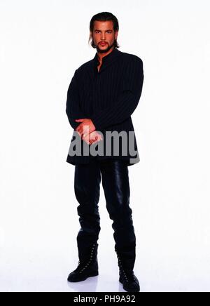 Jonas Berggren von "Ace of Base", schwedische Popgruppe, beim Fotoshooting in Düsseldorf, Deutschland 1995. Jonas Berggren der schwedischen Popgruppe "Ace o Stockfoto