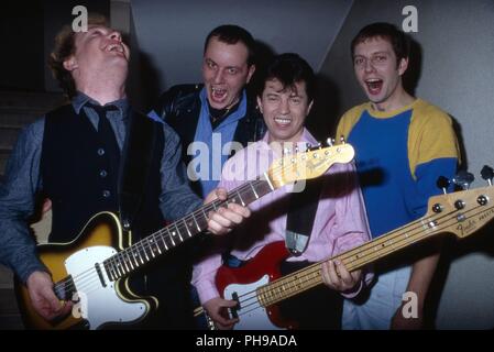 'Spider Murphy Gang', bayerische Band in München, Deutschland 1984. Der deutschen bayerische Band 'Spider Murphy Gang" bei München, Deutschland 1984. | Verwendung worldwi Stockfoto