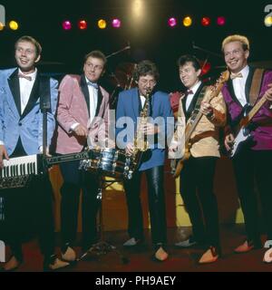 'Spider Murphy Gang', bayerische Band in Berlin bei der ZDF-Hitparade, Deutschland 1985. Der deutschen bayerische Band 'Spider Murphy Gang" bei Germa Stockfoto