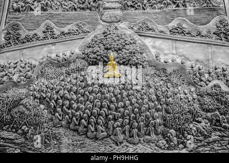 Silber carving Kunst des Buddha und Jünger Mönch Stockfoto