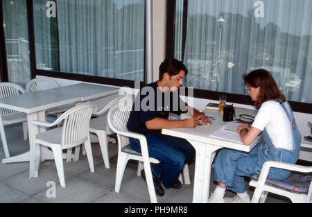 'Welten', britische Boygroup, in München, Deutschland 1995. Britischer Junge Band 'Welten' in München, Deutschland 1995. | Verwendung weltweit Stockfoto