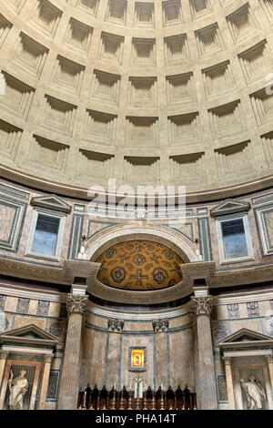 Innenraum der Römischer Pantheon Kirche, Weltkulturerbe der UNESCO, Rom, Latium, Italien, Europa Stockfoto