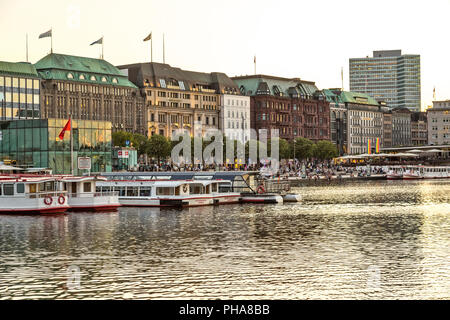 Hamburg, Blick vom Ballindamm über die Binnenalster, Jungfernstieg Stockfoto