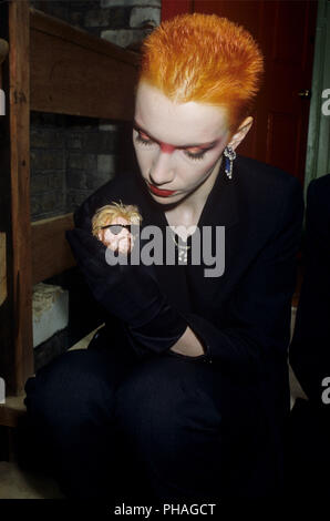 Annie Lennox (Eurythmics) am 03.06.1983 in London. | Verwendung weltweit Stockfoto