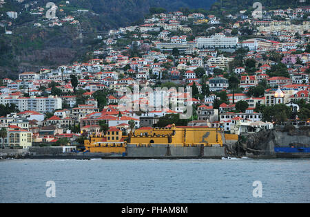 Funchal und die Festung São Tiago. Die Insel Madeira, Portugal Stockfoto