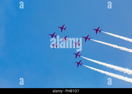 Bournemouth, Dorset, England, UK. 31. August 2018. Die Nationen Favoriten - die roten Pfeile auf der 2.Tag des 11. jährlichen Bournemouth Air Festival durchführen. . Credit: Carolyn Jenkins/Alamy leben Nachrichten Stockfoto