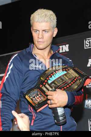 New York, NY, USA. 31 Aug, 2018. Cody Rhodes nimmt an der Pressekonferenz für den Ausverkauft 'All in'-Event an der Sears Centre Arena in Chicago, Illinois. Credit: George Napolitano/Medien Punch/Alamy leben Nachrichten Stockfoto