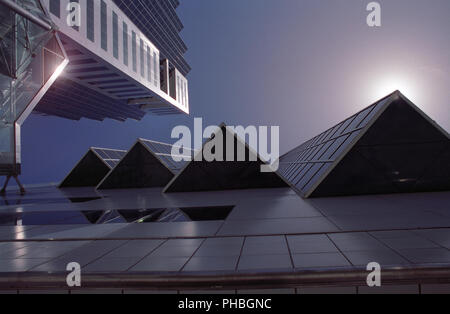 Tall Office Building, 821 Pacific Highway, Chatswood, Sydney, NSW, Australien: Vertikale vertigo Stockfoto