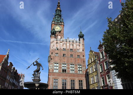 Altstadt. Rathaus und Neptunbrunnen in Danzig Stockfoto