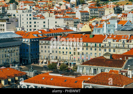 Lissabon, Portugal - 20. AUGUST 2017: Luftaufnahme von Lissabon City Home Dächer in Portugal Stockfoto